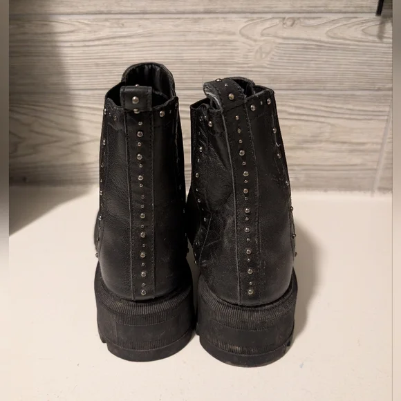 Allonsi Black Studded Chelsea Boots Size 10 - Picture 3 of 5